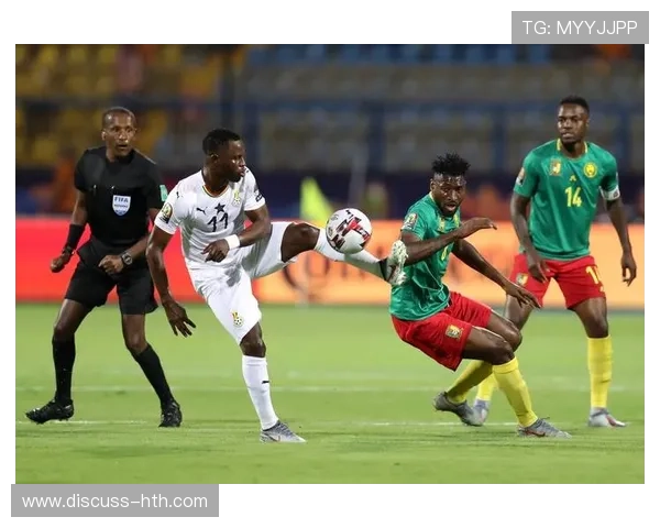 豪门对决引爆周末赛场争冠形势再度生变球迷热议裁判判罚焦点 豪门对决引爆周末赛场争冠形势再度生变球迷热议裁判判罚焦点