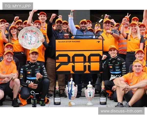 F1赛季最新动态揭晓车手排名变化与赛事焦点解析 F1赛季最新动态揭晓车手排名变化与赛事焦点解析