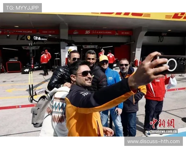 F1赛季激烈竞争再度升温 各车队全力备战下场大奖赛 F1赛季激烈竞争再度升温 各车队全力备战下场大奖赛